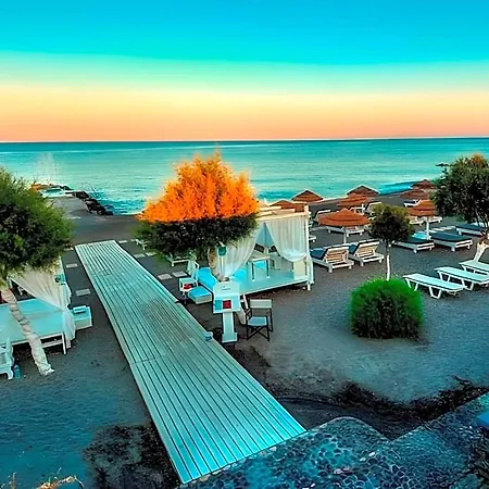 Mediterranean Palace 4*