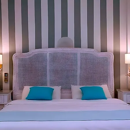 Hotel Mediterranean Palace Kamári